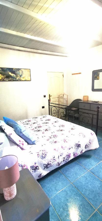 Kikiki House *