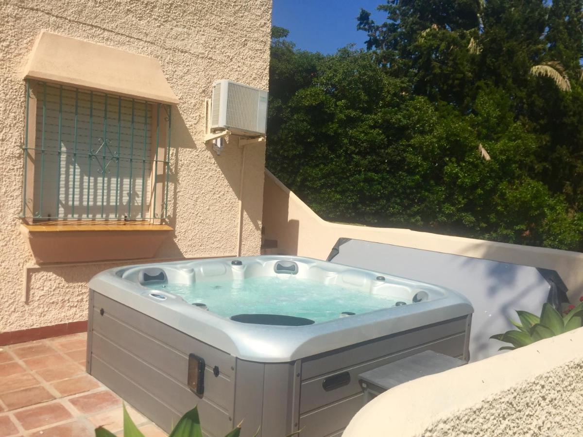 Marbesa With Jacuzzi *