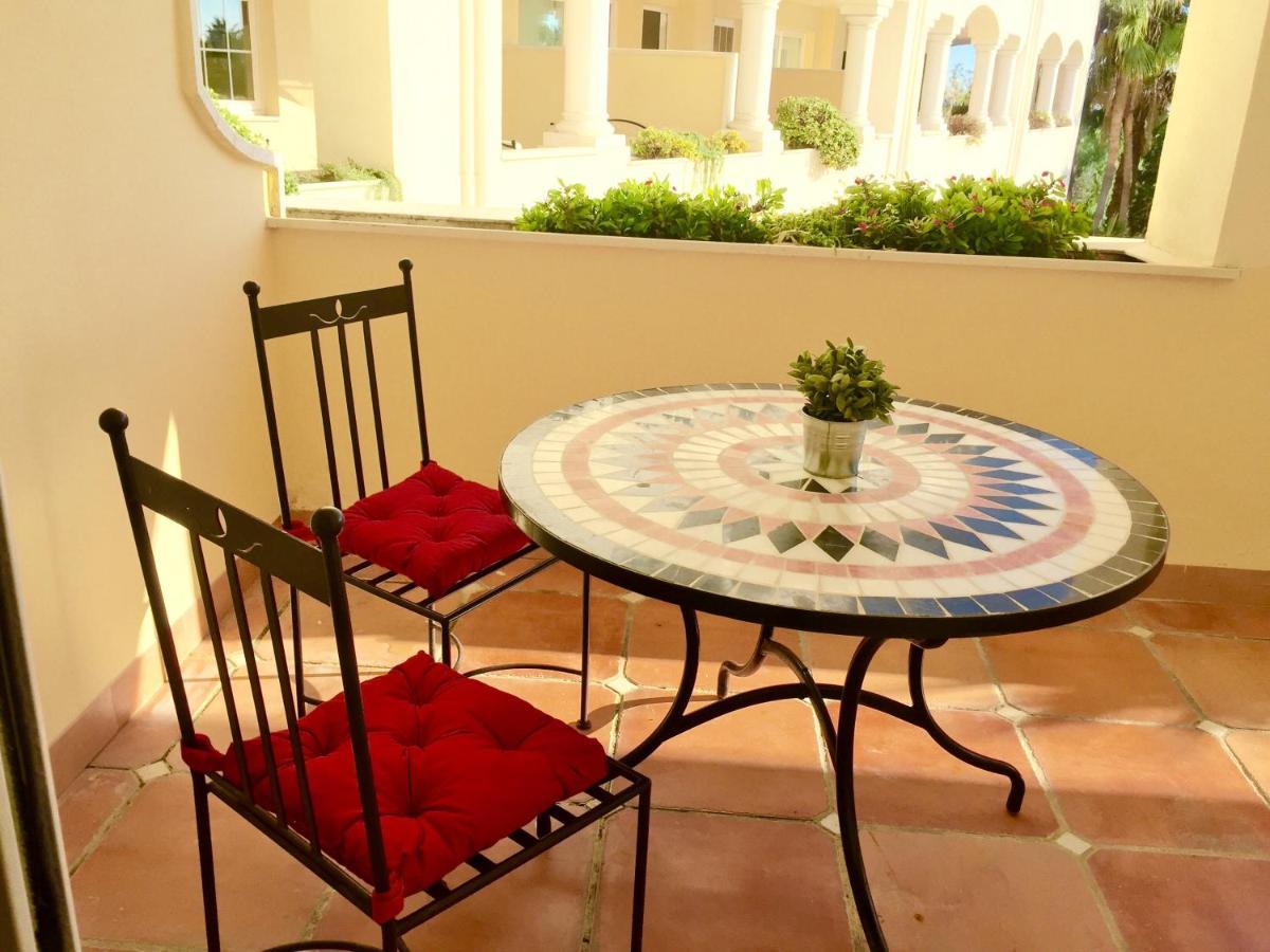 Guadalpin Luxury Apartamento *