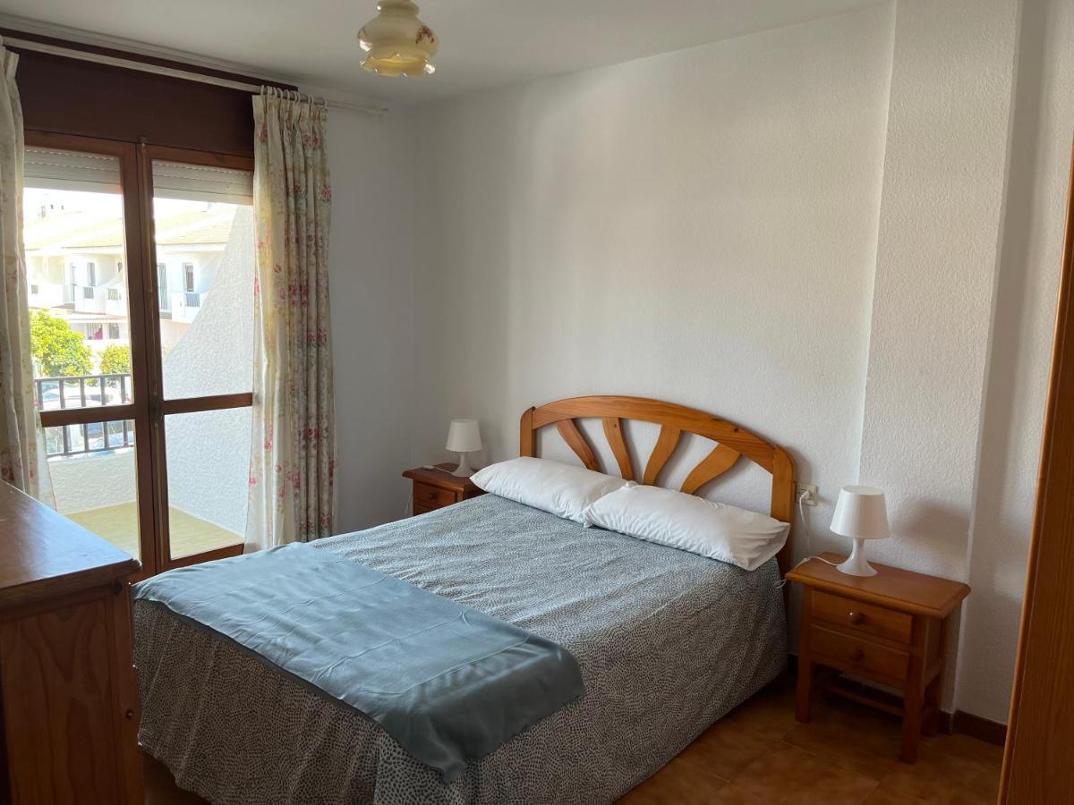 Holiday home Adosado En *