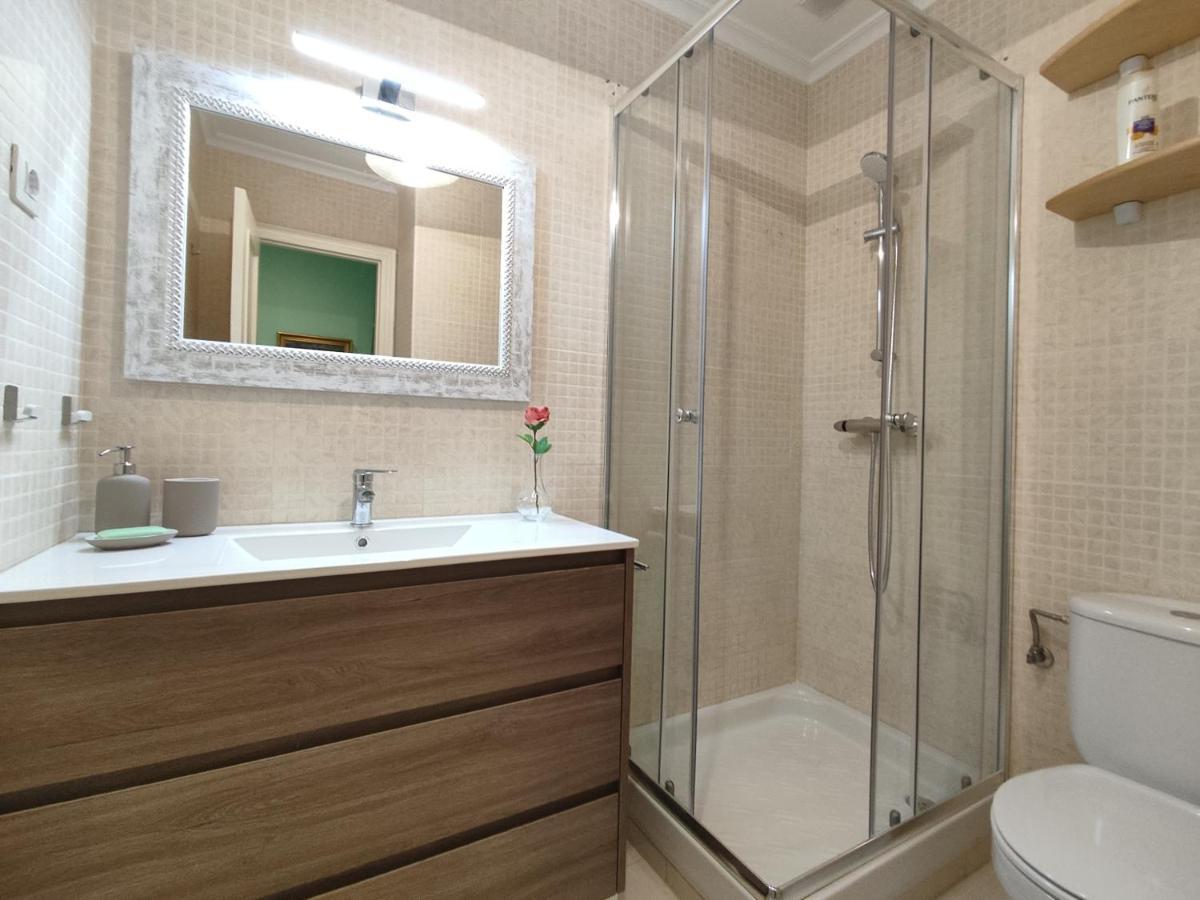 Precioso Y Céntrico Piso En Apartamento *