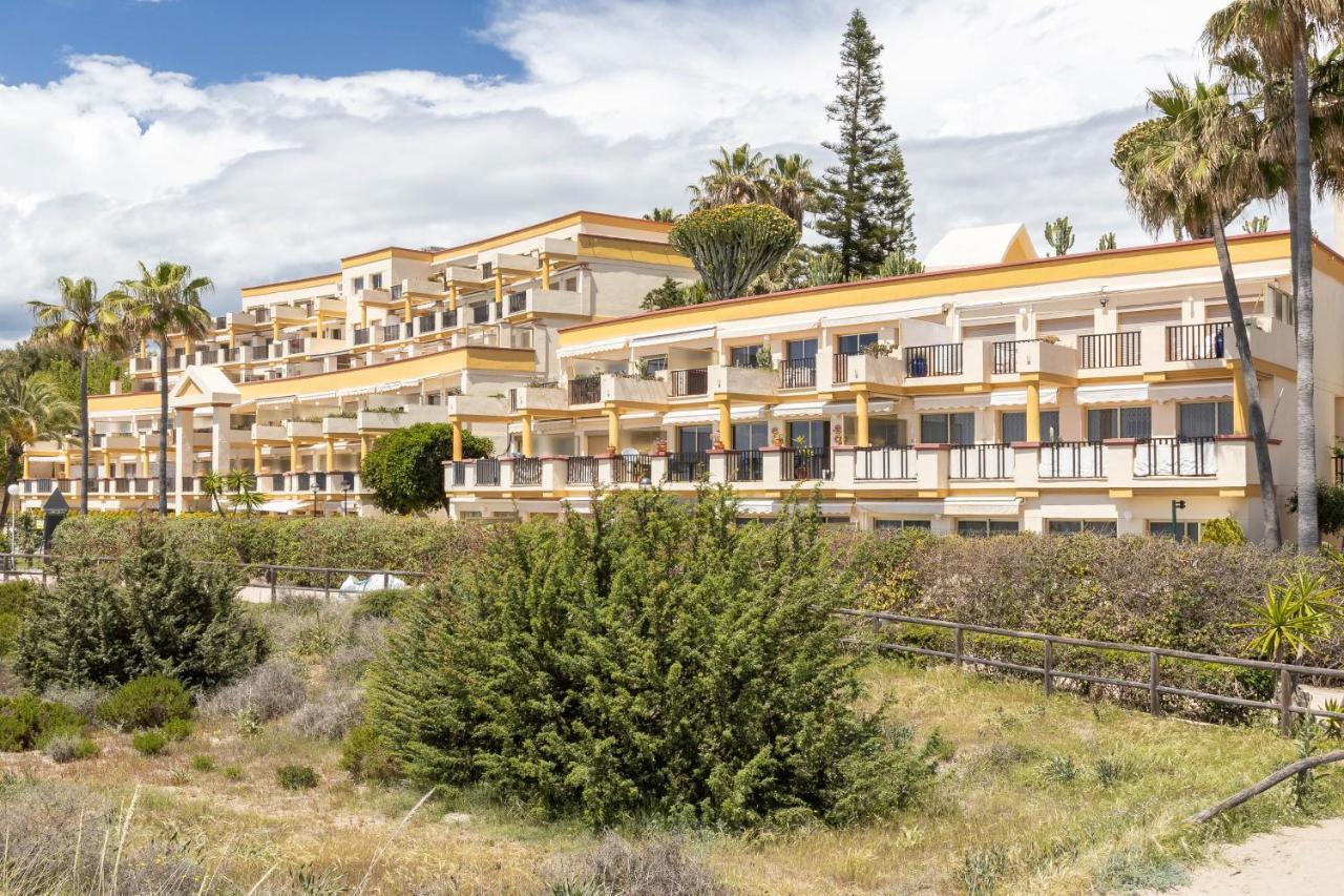 Oleholidays 806 Romana Playa Primera Linea De Playa Marbella