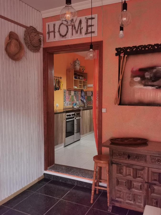 Kikiki House Country house *