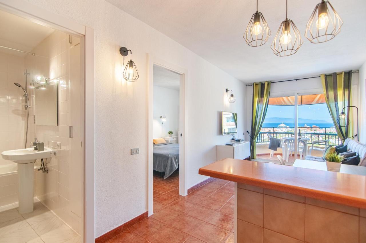 Vistas Ocean View Ph08 Apartment