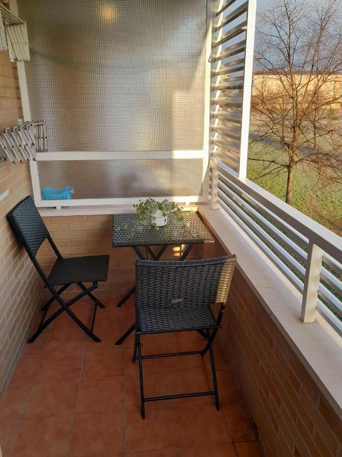 Piso En Espacioso, Con Vistas Y Garaje * Logroño