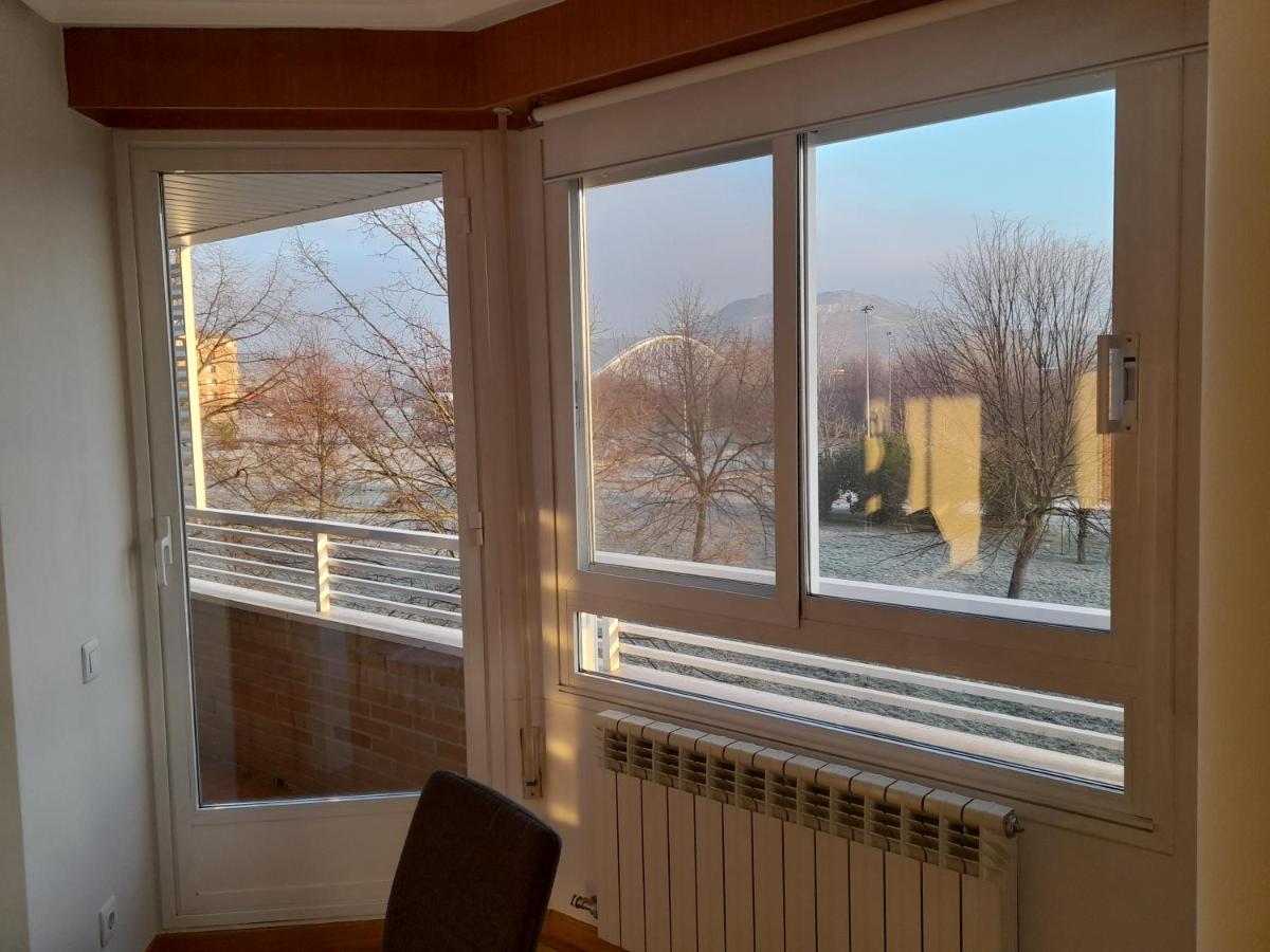 Piso En Espacioso, Con Vistas Y Garaje Apartamento