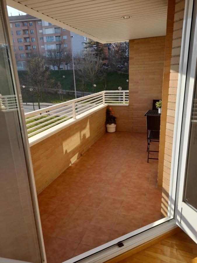 Apartamento Piso En Espacioso, Con Vistas Y Garaje Logroño