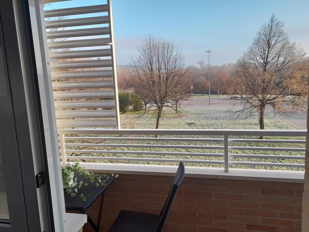 Piso En Espacioso, Con Vistas Y Garaje Logroño
