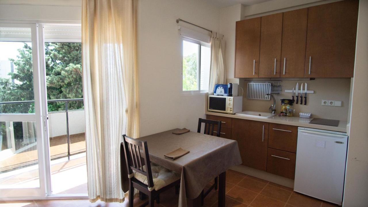 Skol 329 - Spacious Beachfront With Sea Views Apartamento Marbella