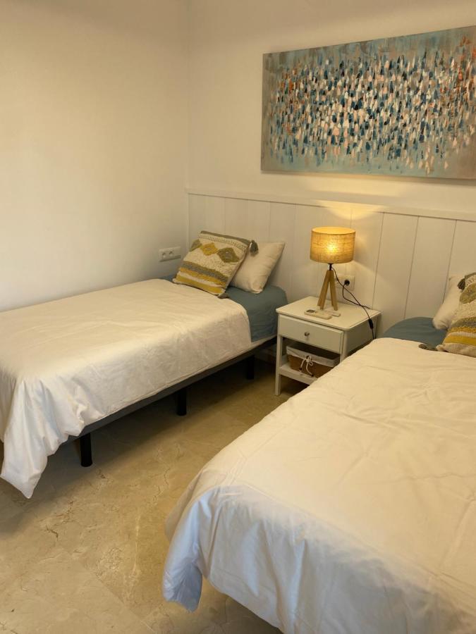 Apartamento Fantastic New Townhouse /front Beach/2bedr/2,5bath Estepona