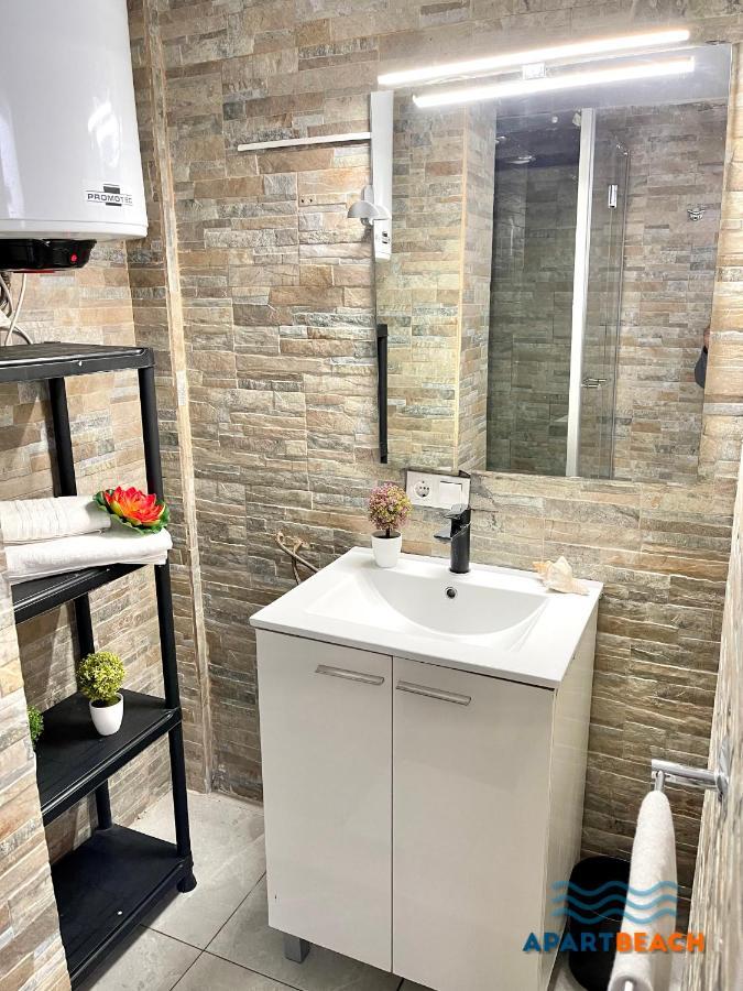 Apartbeach Cataluña 92 Piscina Y Climatizado * Salou