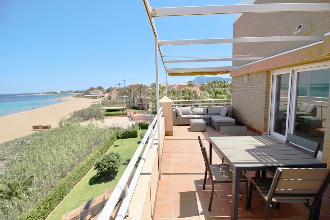 Atico Espectacular Piscina Privada Frontal Al Mar Apartamento *