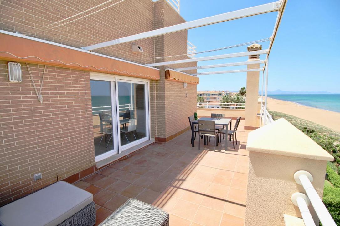 Atico Espectacular Piscina Privada Frontal Al Mar Apartamento Dénia