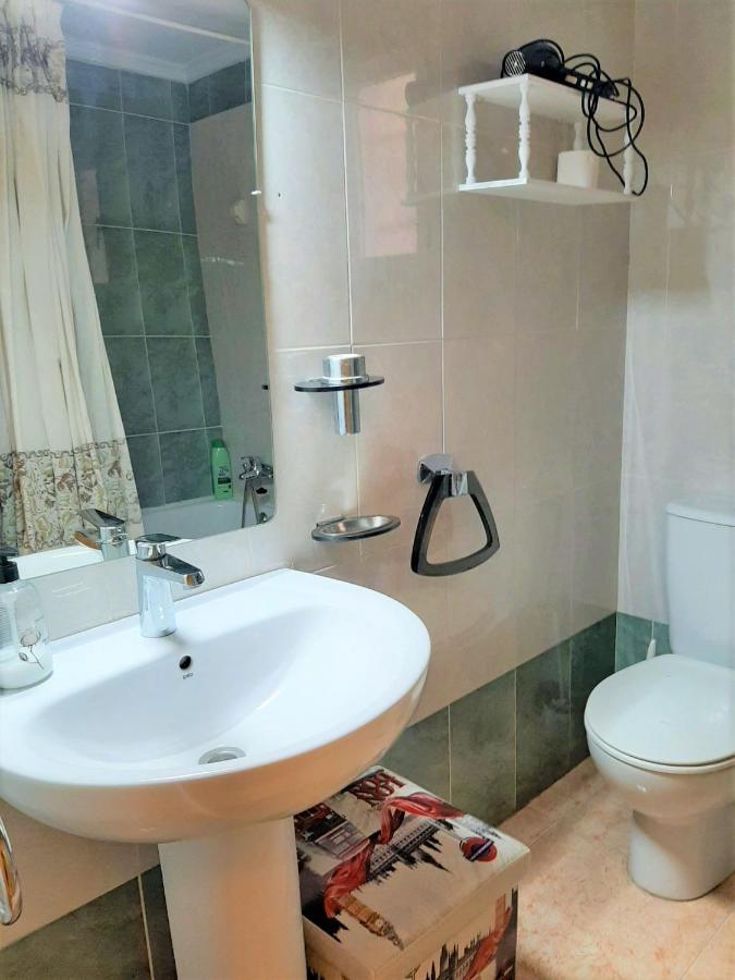 Apartamento Soleado, 1 Dormitorio Con Balcón, Piscina Y Garage Apartamento