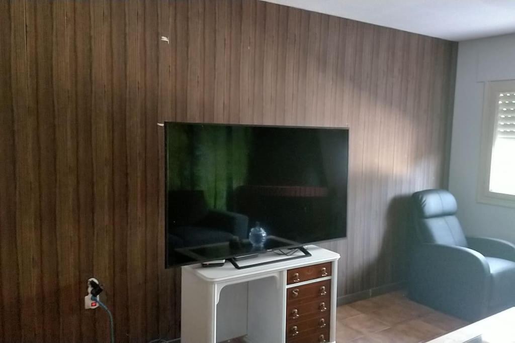 Chalet Adosado Con Jardin Cebreros