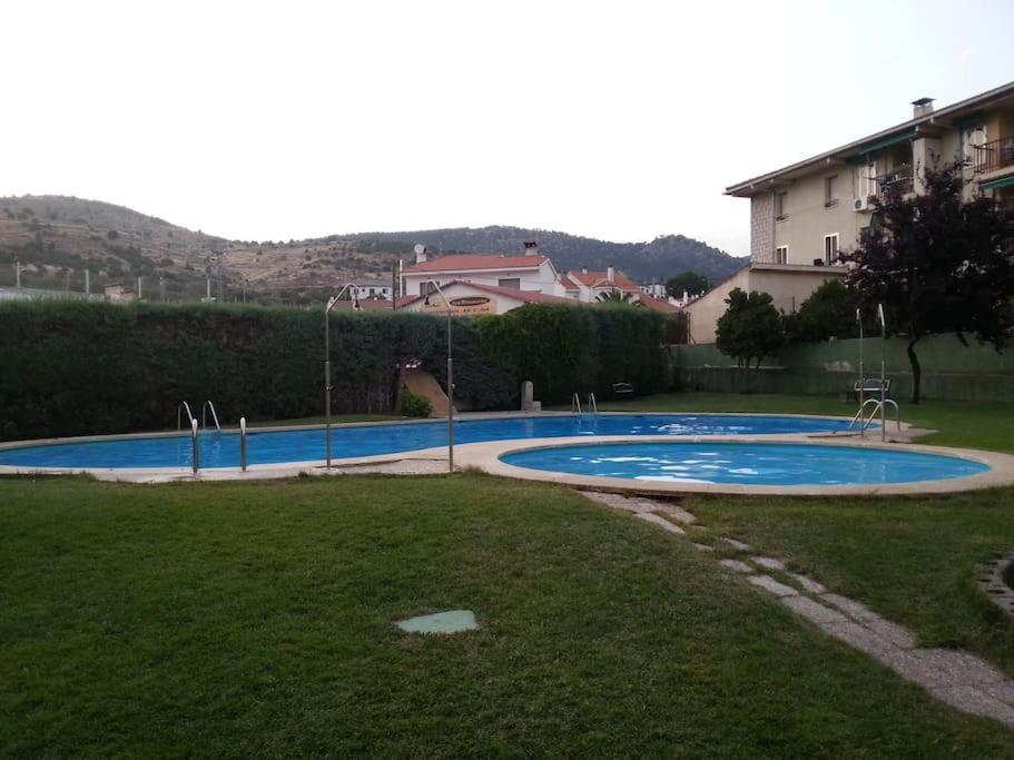 Chalet Adosado Con Jardin Holiday home