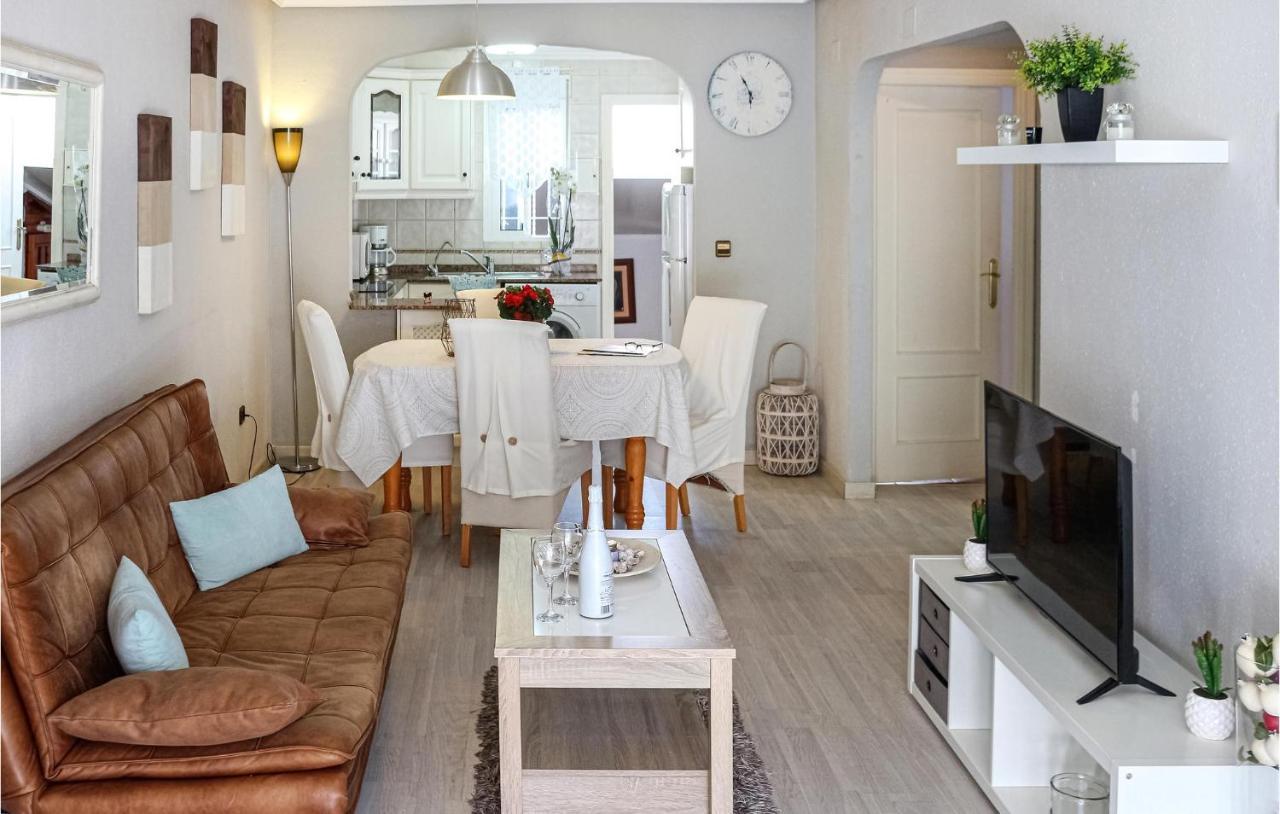 Awesome In With Wifi, Outdoor Swimming Pool And Swimming Pool Apartamento