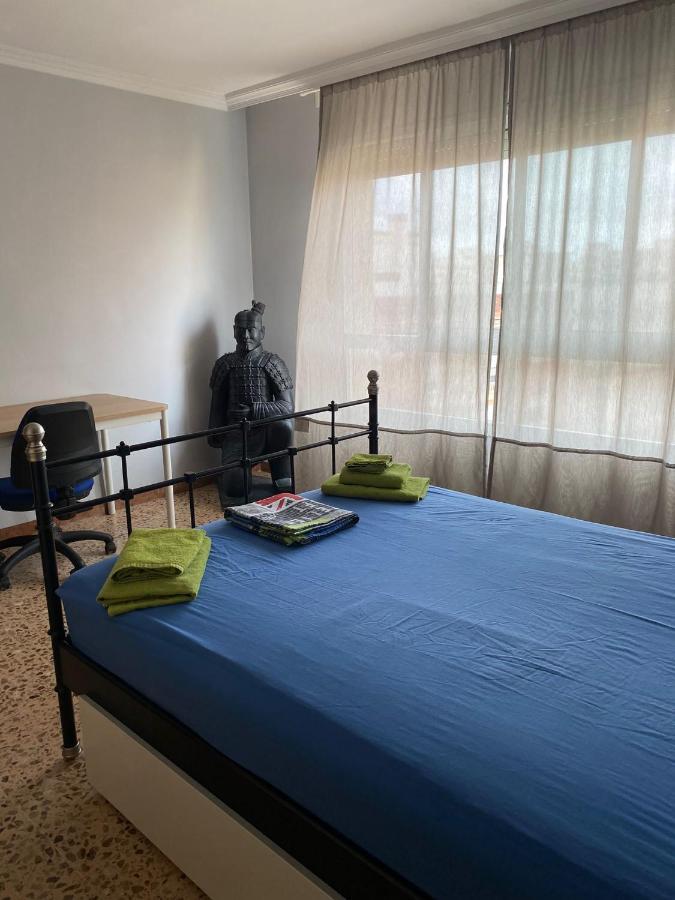 Enorme Piso En Apartamento *