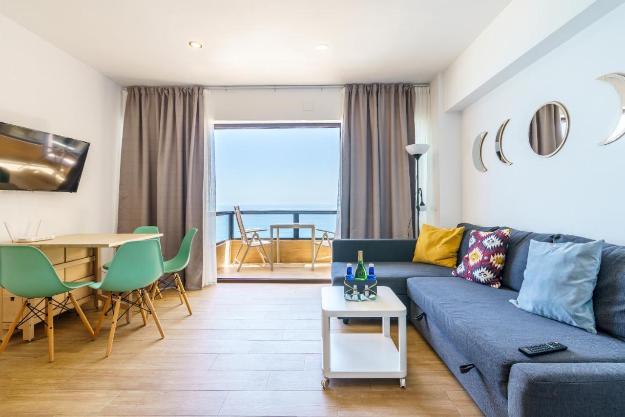 Apartamento Amazing Views Beachfront With Swimming Pool Benalmádena