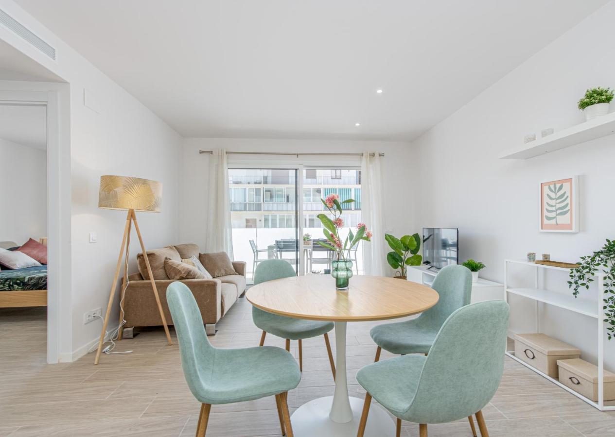 Apartamento M A R I V E N T 03 Rosas