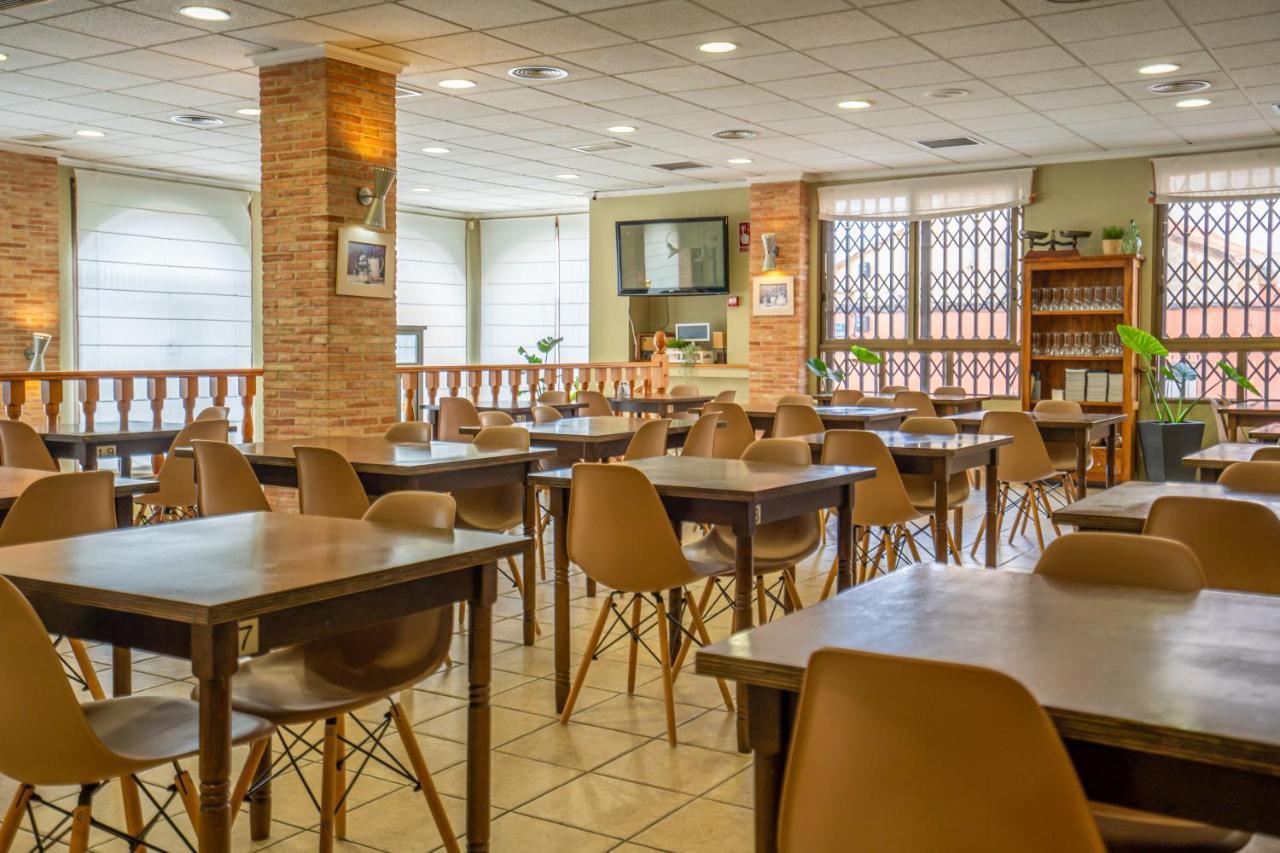 Hotel Narejos 2*