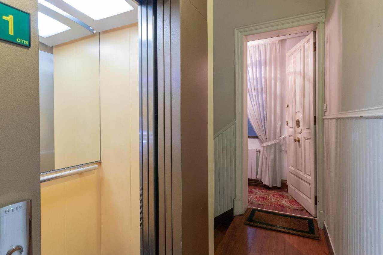 Precioso Y Recién Reformado Junto Al Metro Apartamento Bilbao
