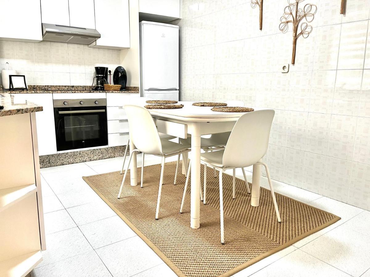 Apartamento Panadeira Silgar Parking Wifi