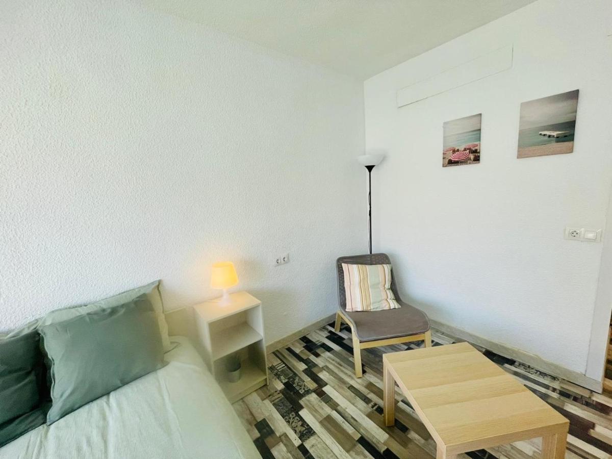 Apartamento Confortable Estudio Con Terraza, Vistas A La Montaña, Mar Y Mas *