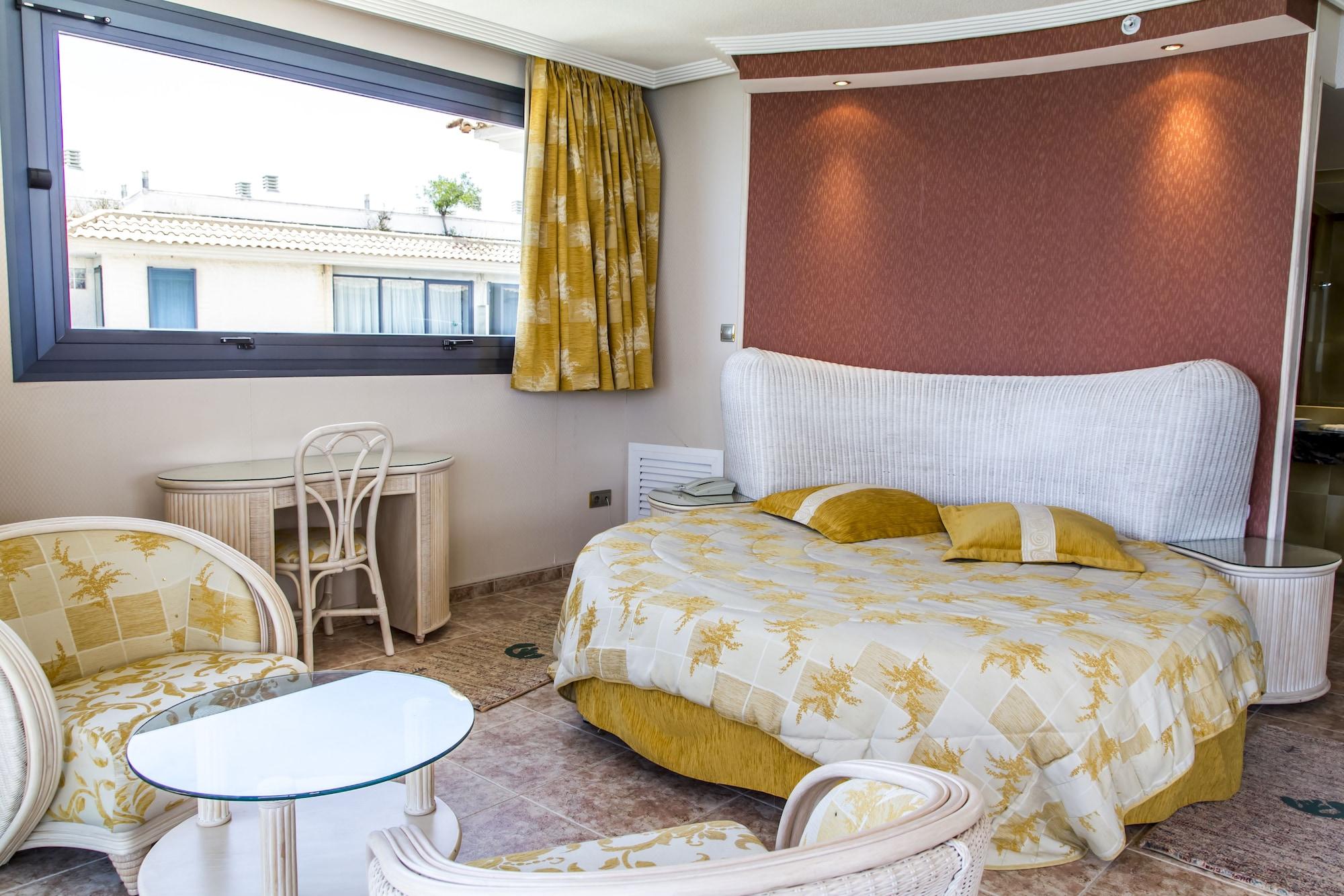 Hotel Kaktus Kaktus Albir 4*