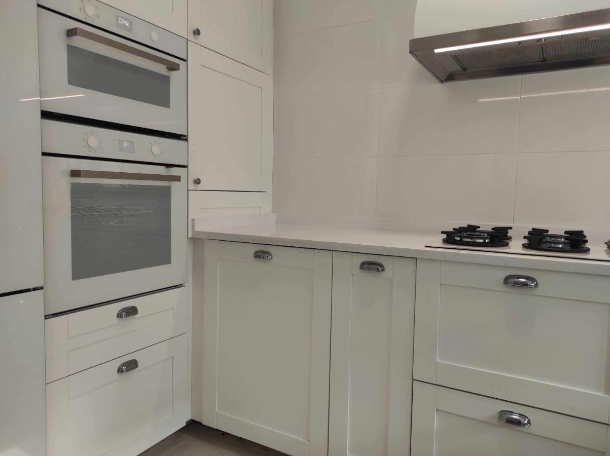 Apartamento Precioso ático En Edificio Nuevo Juzgado *