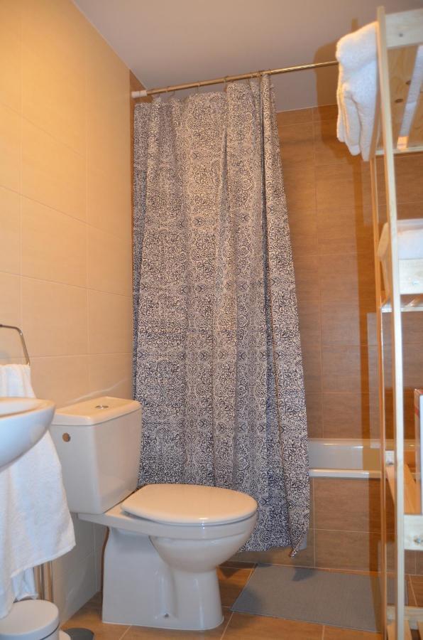 Precioso Con Garaje En Ares. Apartamento