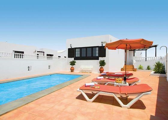 Amaryills Villa *
