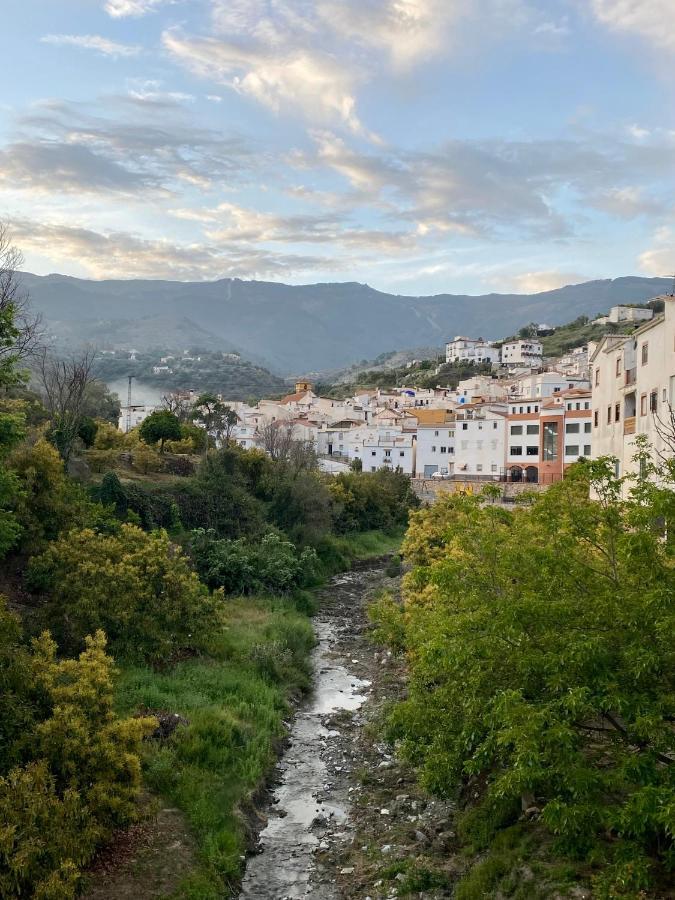Apartamento Cheerful One Bedroom Townhouse With Patio Árchez