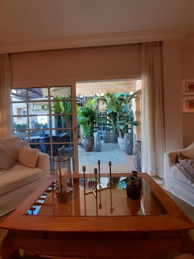 Terrazas Del Duque Apartment *