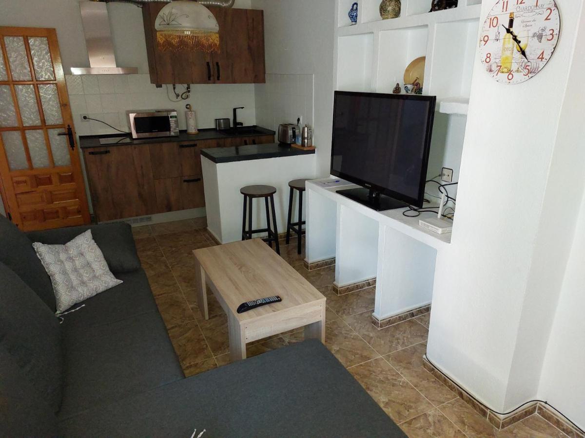 Rey Melchor Apartment *
