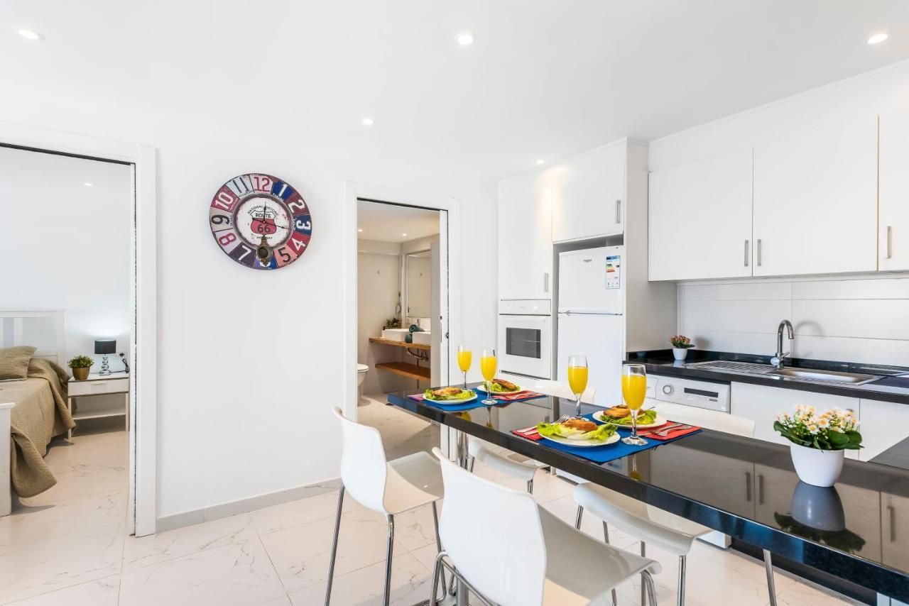 Apartamento 76. Cristianos First Sea Line, Parking, Wi Fi
