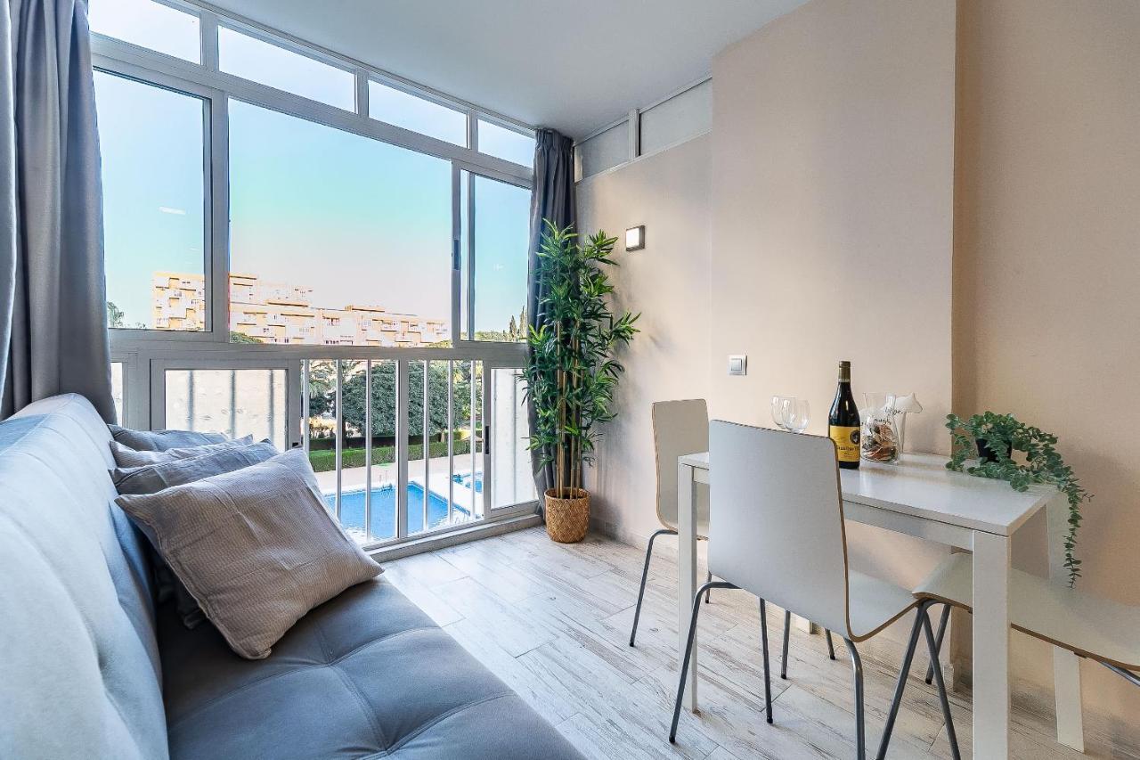 Sun Coast -- Superb With 4 Pools, Gardens&breakfast Benalmádena
