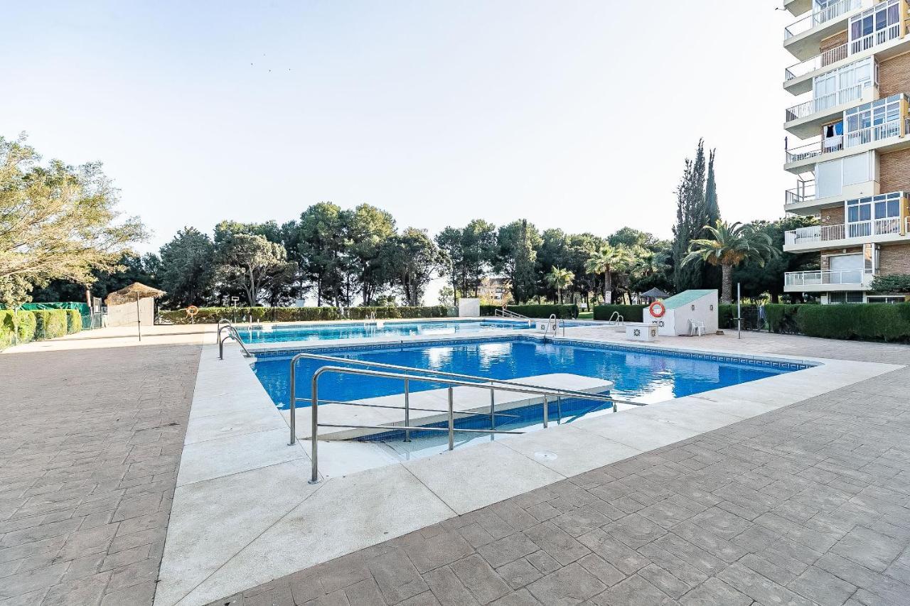 Sun Coast -- Superb With 4 Pools, Gardens&breakfast Apartamento