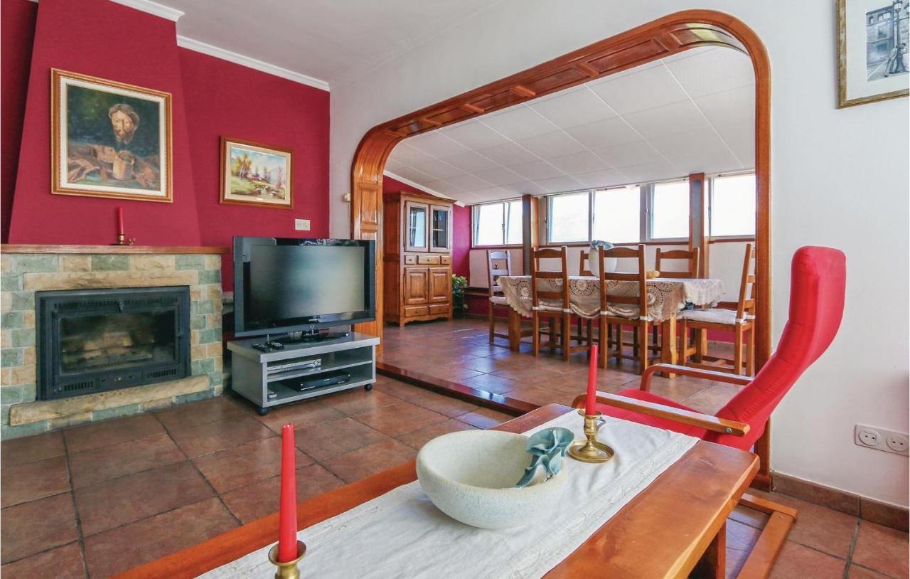 Сasa de vacaciones 4 Bedroom Stunning In St Cebria De Vallalta