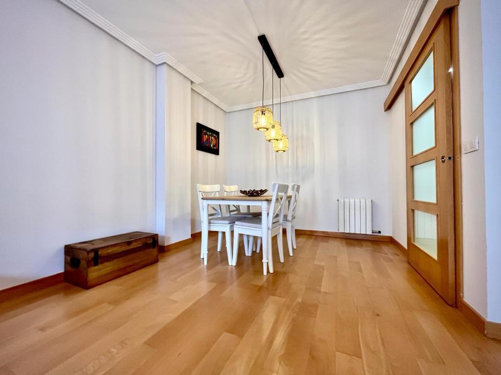Atuaire Cordon 2 Centro Historico Parking Incluido Apartment