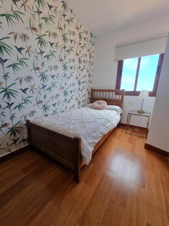 Apartment La *