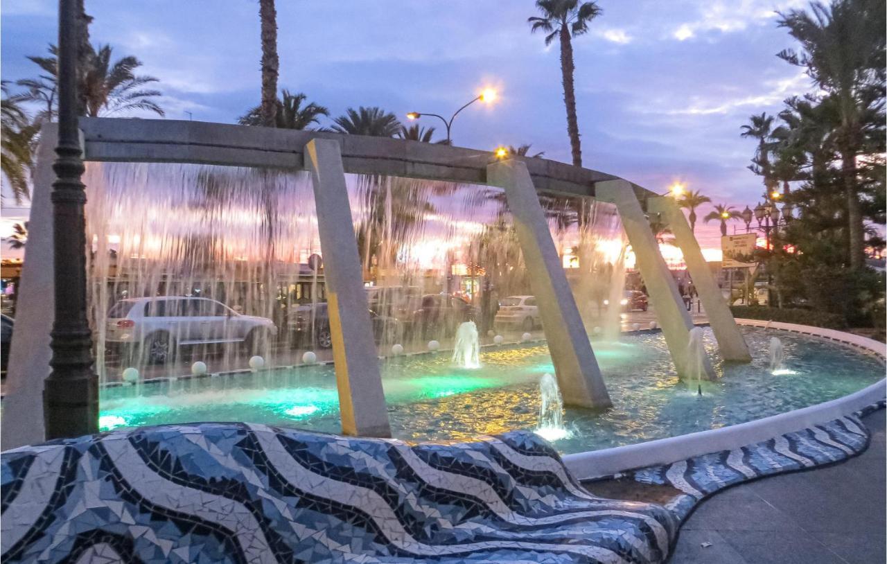 Awesome In With Wifi, Outdoor Swimming Pool And Swimming Pool Apartamento
