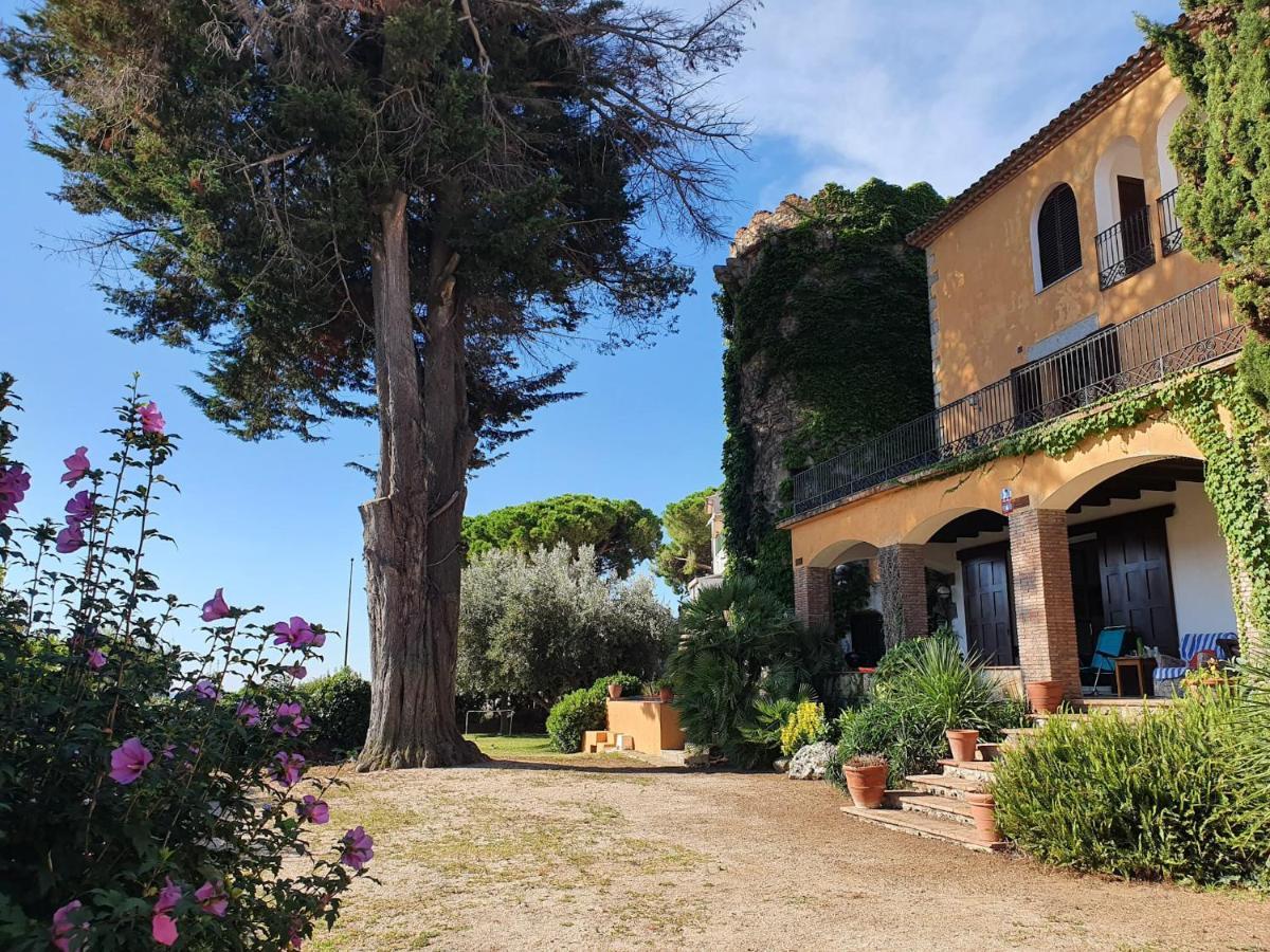 Medieval Tower & By The Sea Villa