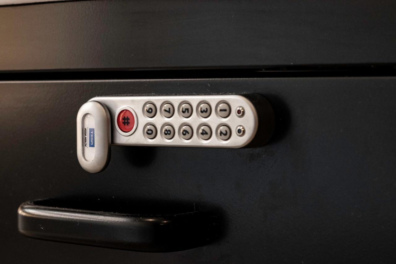 Uri Bbi00060 Self Check In Guest house