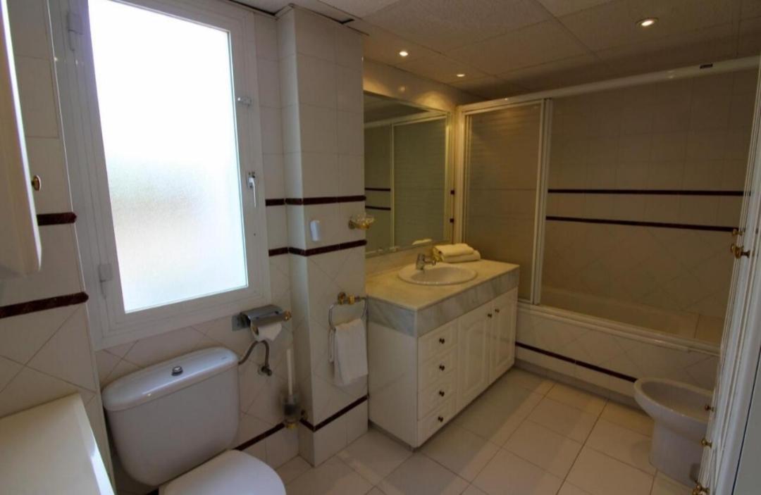 Golf, Pool & Apartment *