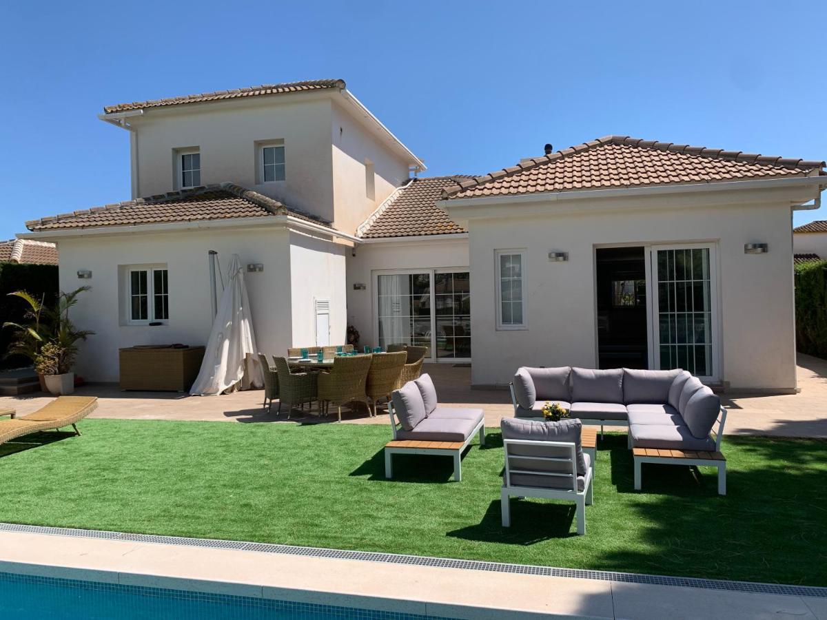 La Casa Contenta, Sitio De Calahonda, Costa, Costa Del Sol Villa Mijas