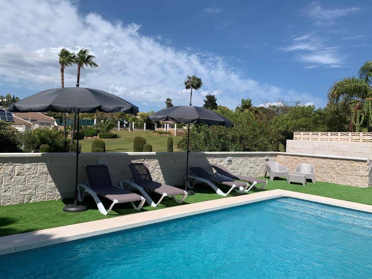 Villa La Casa Contenta, Sitio De Calahonda, Costa, Costa Del Sol *