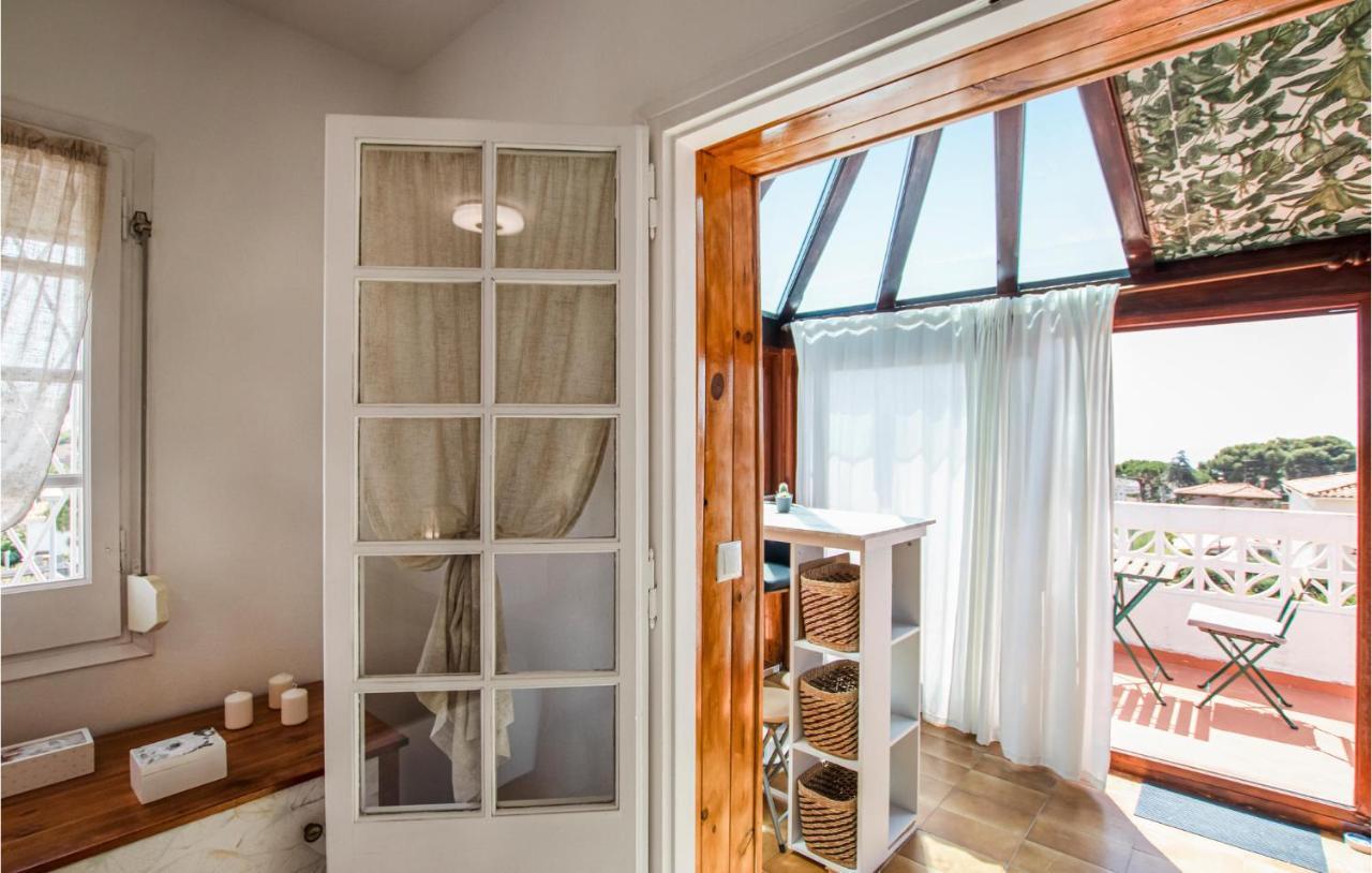 Lovely In With Kitchen