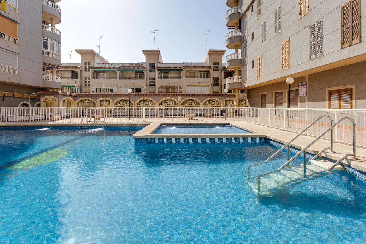 Atico Con Vista Al Mar Y Al Lago Apartamento Torrevieja