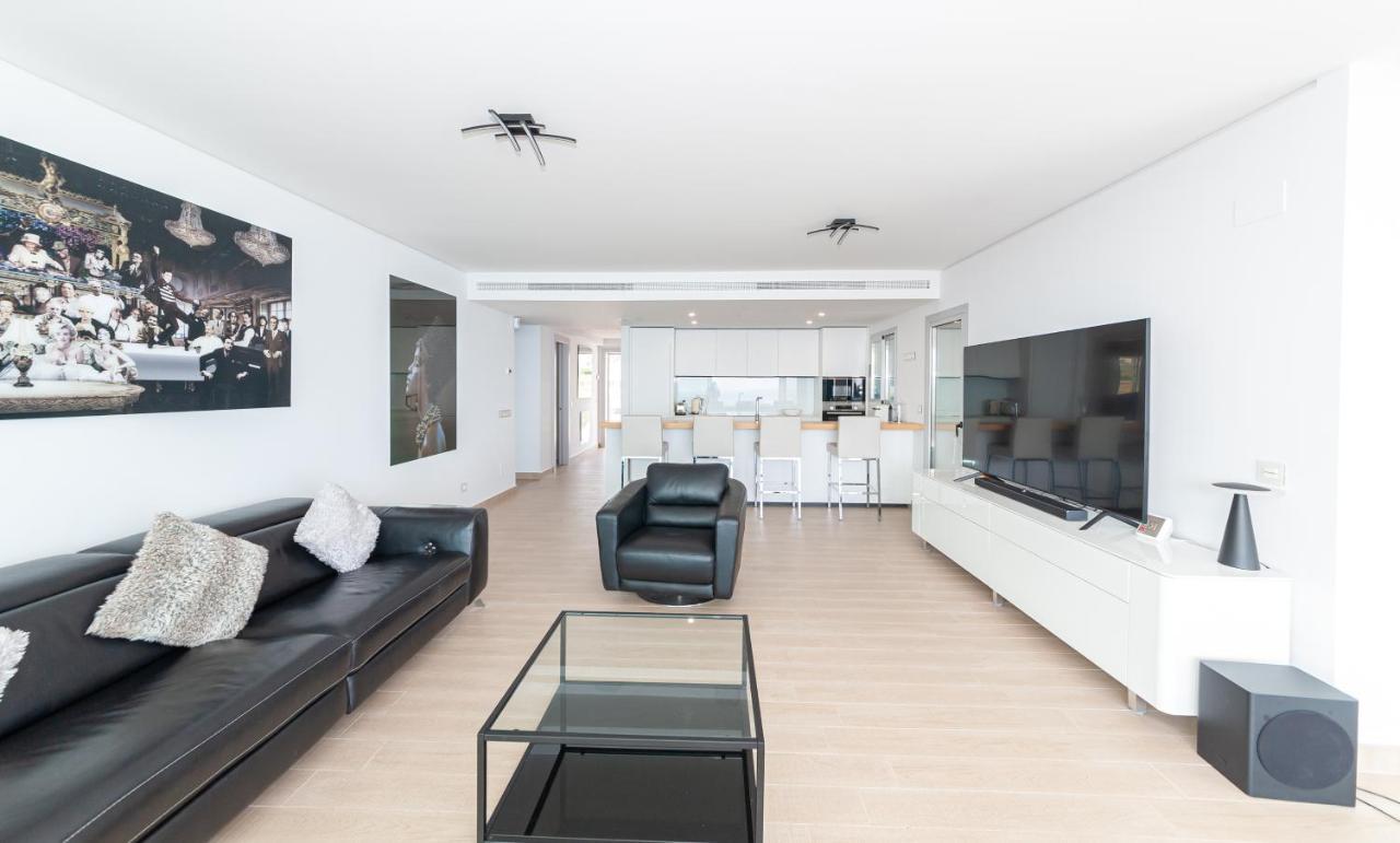 Apartment Med Story